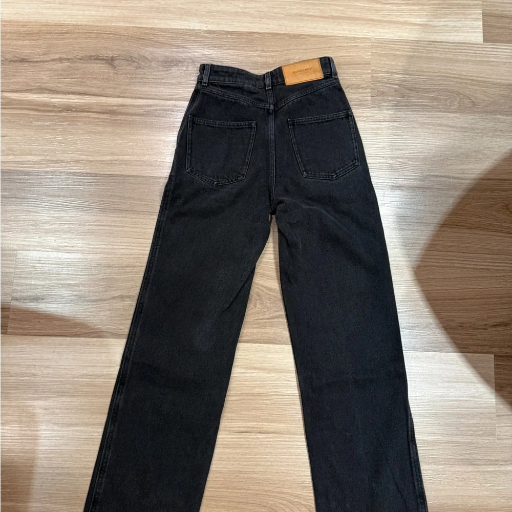 Burberry Jeans (0) - Picture 2 of 6